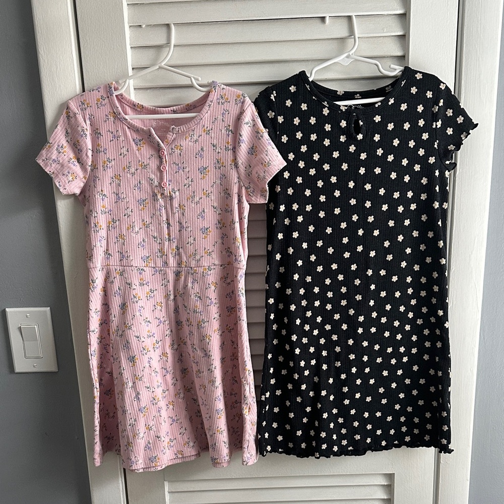 Art class girls dress bundle Medium 8 EUC